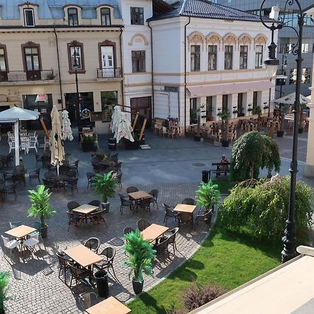 Central 2 Craiova Exterior foto